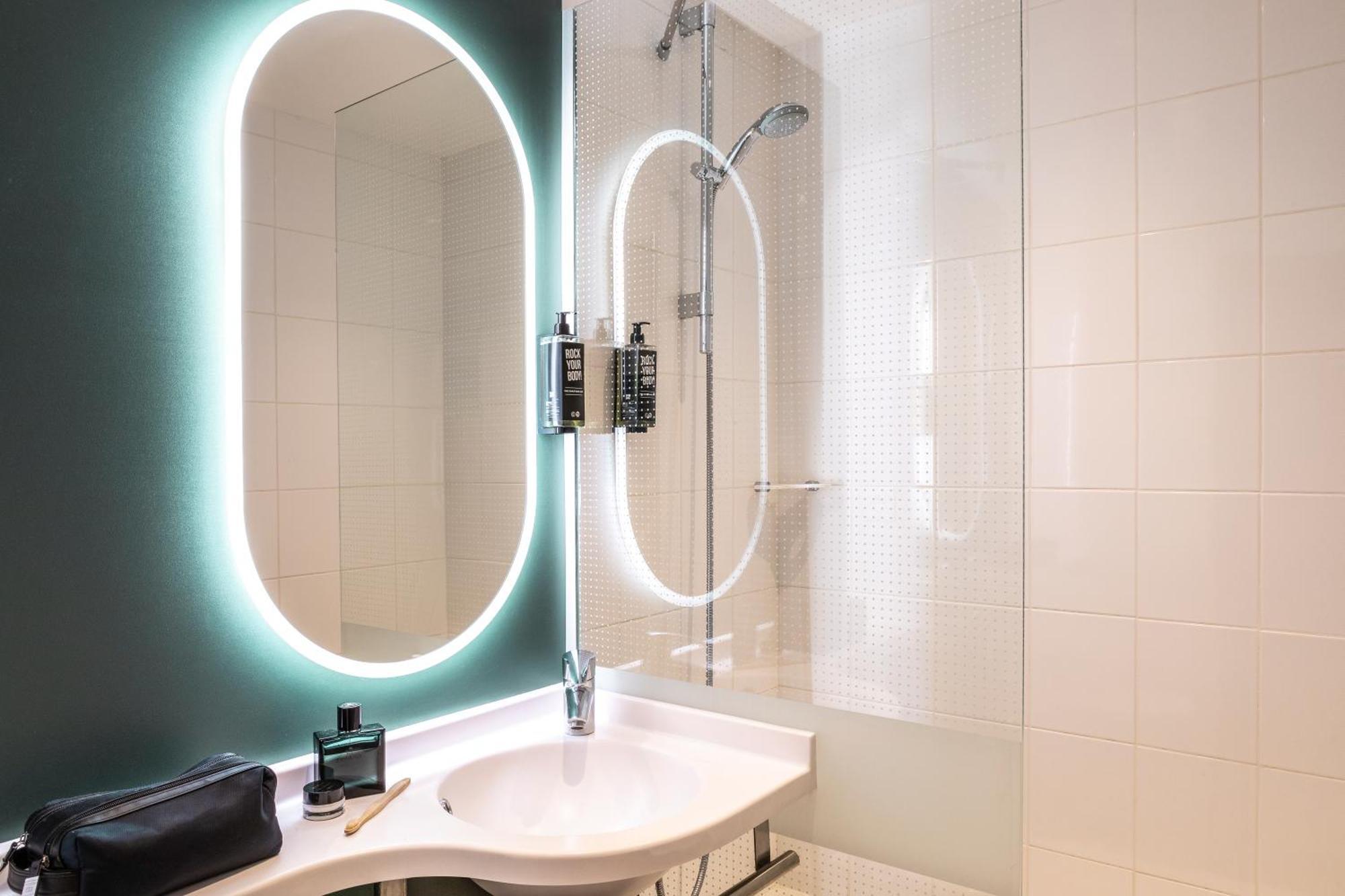 Ibis Maine Montparnasse Hotel Paris Bilik gambar